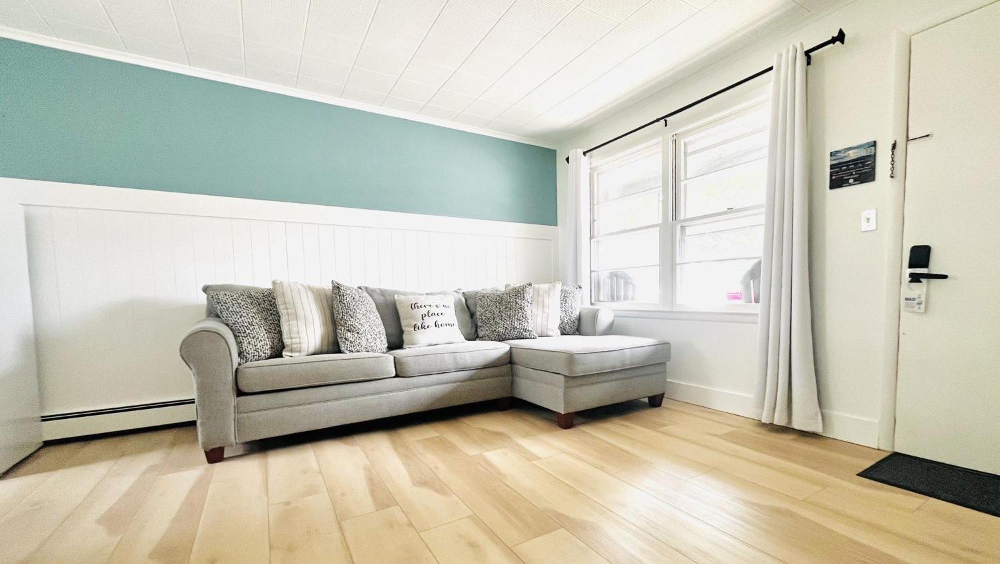 Motel Luzerne Lake Luzerne Екстериор снимка